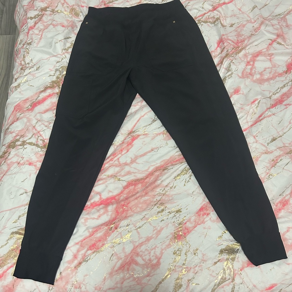 Black CHEROKEE iFlex Medium scrub bottoms